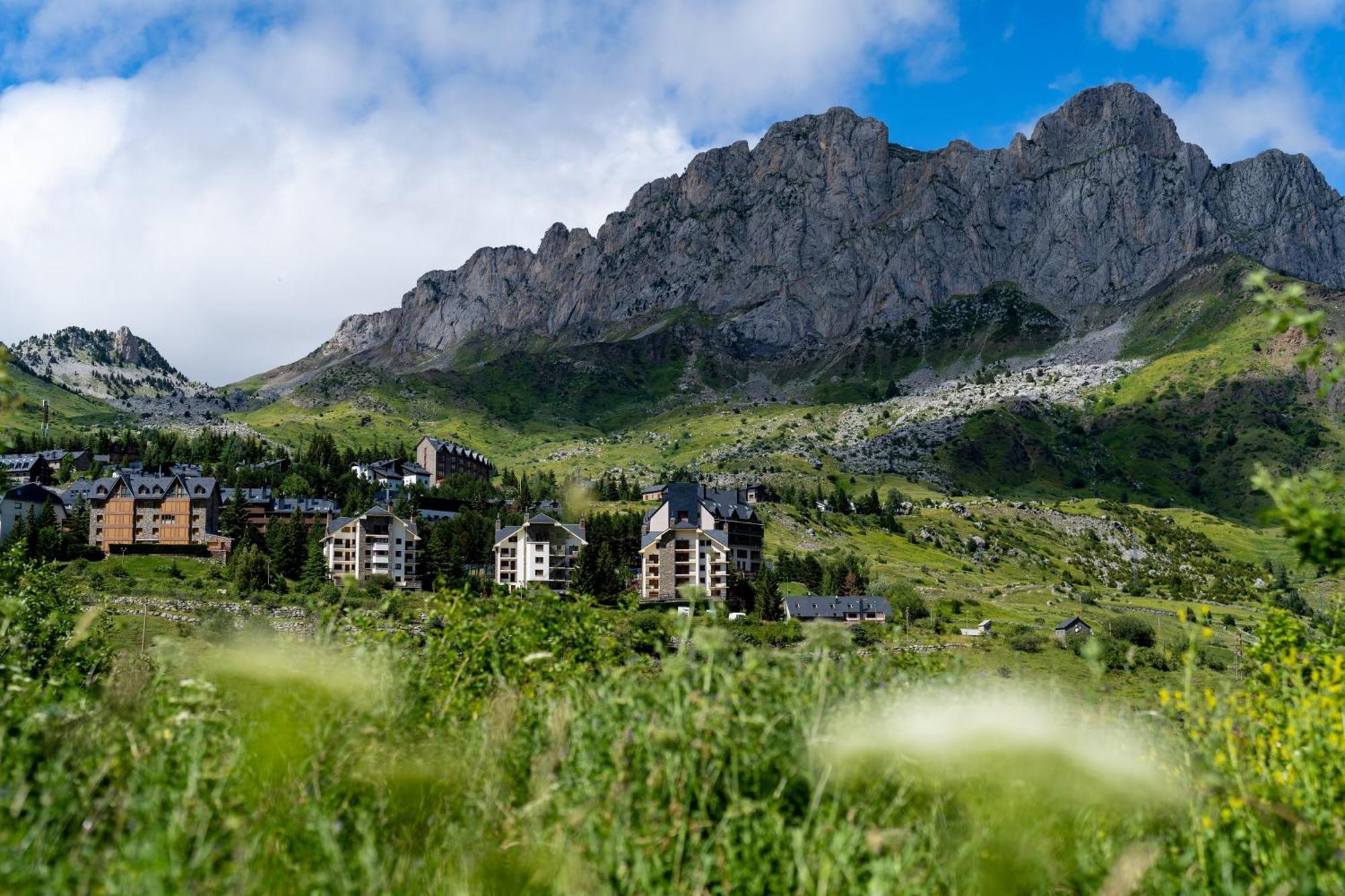 Snoe Hotel Formigal Dış mekan fotoğraf